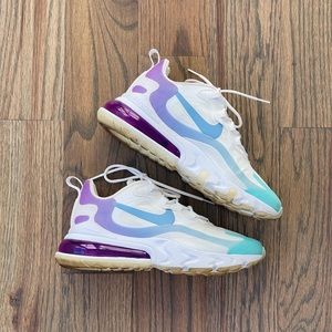 Wmns Air Max 270 React